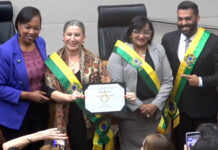 Juízes de paz recebem homenagem e moções de louvor na Câmara Legislativa