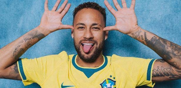 Neymar celebra mais uma Copa e recebe apoio de famosos: 'Brasil te ama' Neymar celebra mais uma Copa e recebe apoio de famosos: 'Brasil te ama'