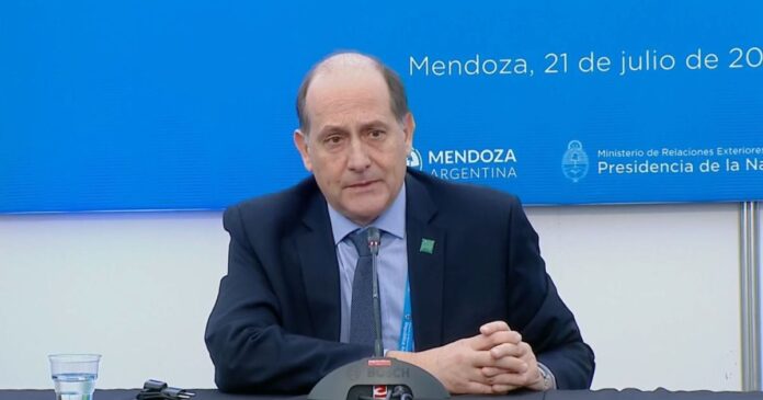 Itamaraty convoca embaixador de Milei após ataques a Lula e Moraes | Blogs 