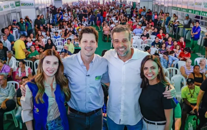 Daniel Vilela lan&ccedil;a Goi&aacute;s Social em Goian&eacute;sia com mais de 80 servi&ccedil;os gratuitos