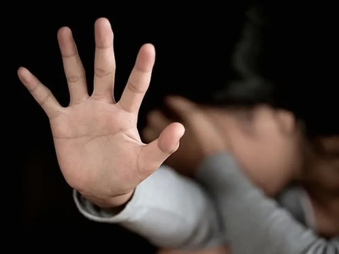 Pai &eacute; preso em flagrante por estupro de filha de 13 anos em Hortol&acirc;ndia