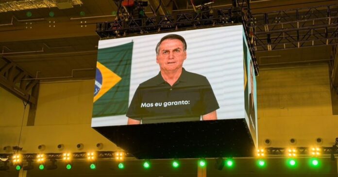 Deputados pedem investigação por Milei e IA de Bolsonaro em convenção do PL