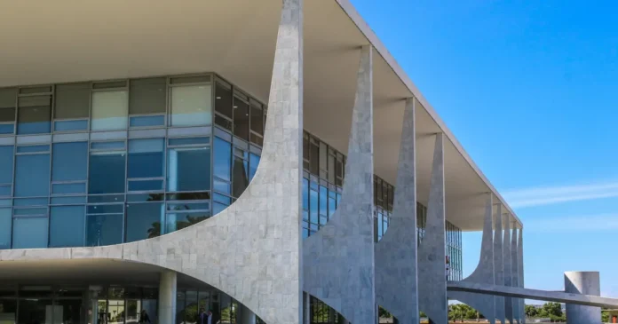 Planalto vê tentativa dos EUA de barrar projeto sobre big techs