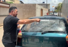 Hermeto reúne apoiadores em adesivaço no Coqueiro II e reforça diálogo com a comunidade
