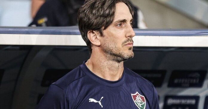 De saída? Entenda a situação de Zubeldía no Fluminense após eliminação
