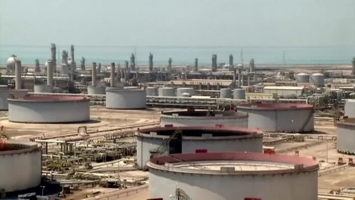 Análise: o papel de Ormuz e da Arábia Saudita nas perspectivas para 2027